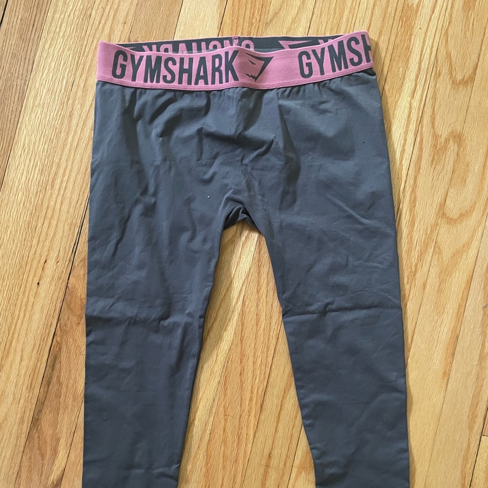 💪🏽 GRAY GYMSHARK LEGGINGS